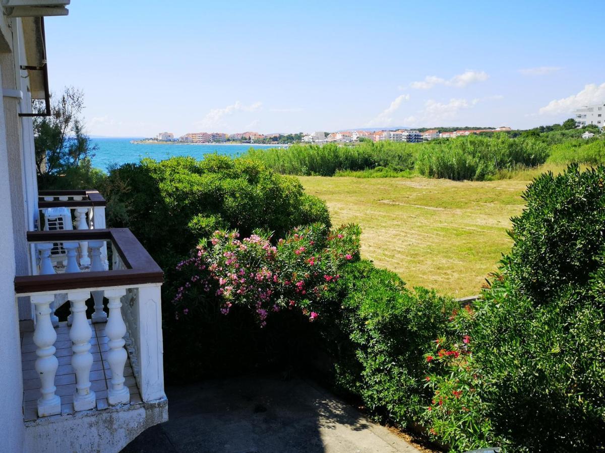 Apartments Mint Povljana - 50M From Sandy Beach Kültér fotó