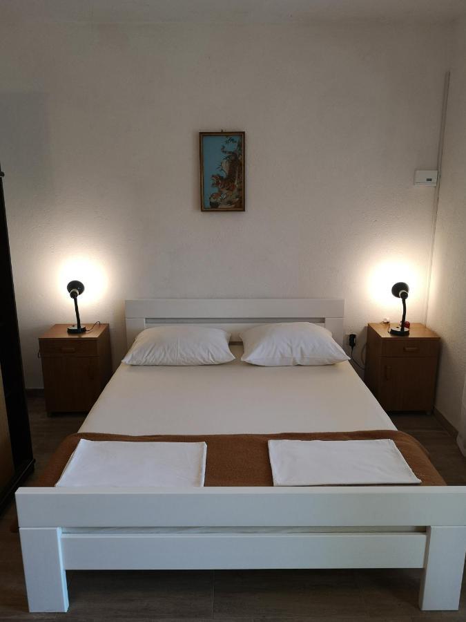 Apartments Mint Povljana - 50M From Sandy Beach Kültér fotó